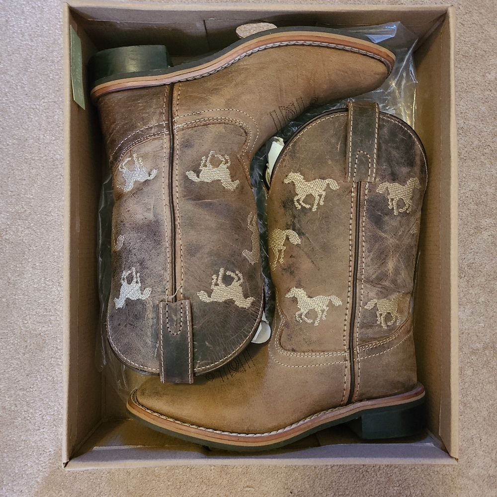 Smoky Mountain Girl's boots size 1y